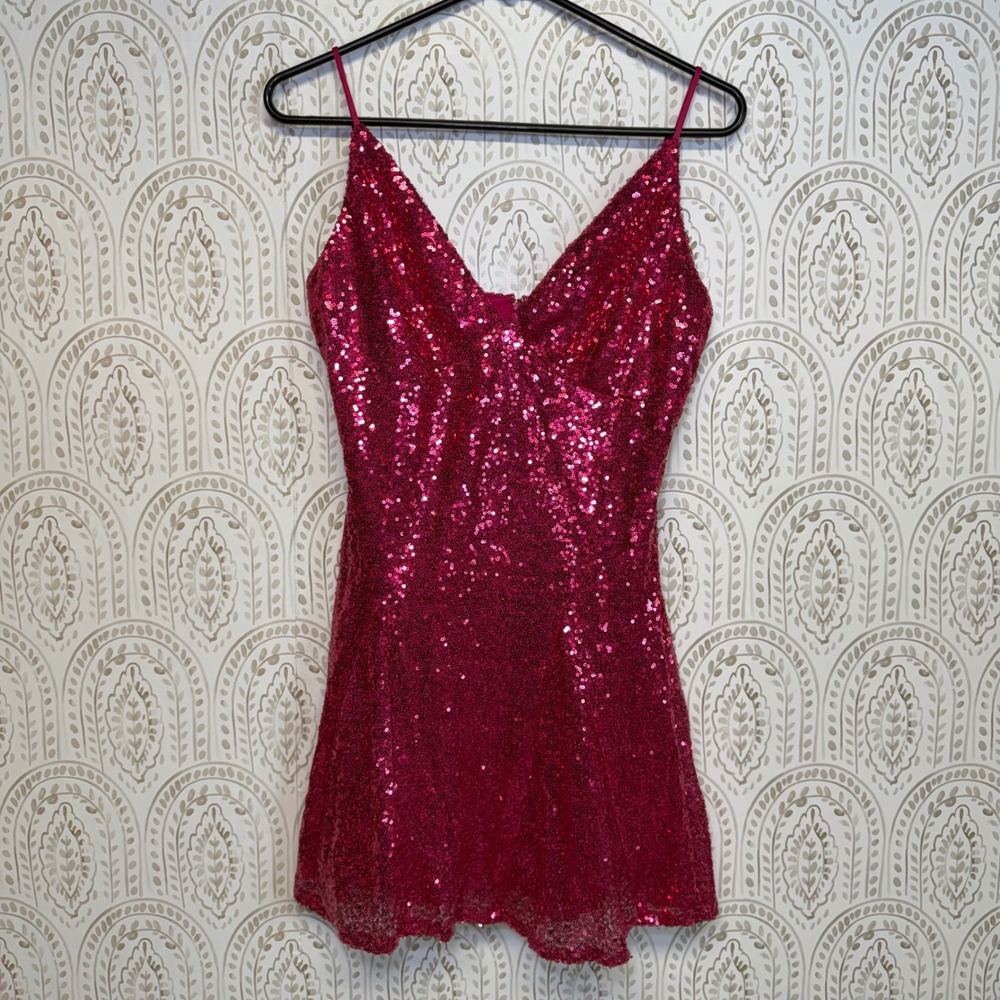 Fashion‎ Nova Karina Pleated Sequin Mini Dress Hot Pink V-Neck Party Size L NEW